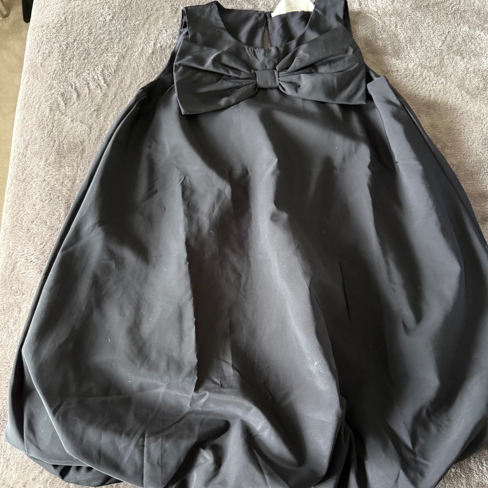 Girls dress with bow